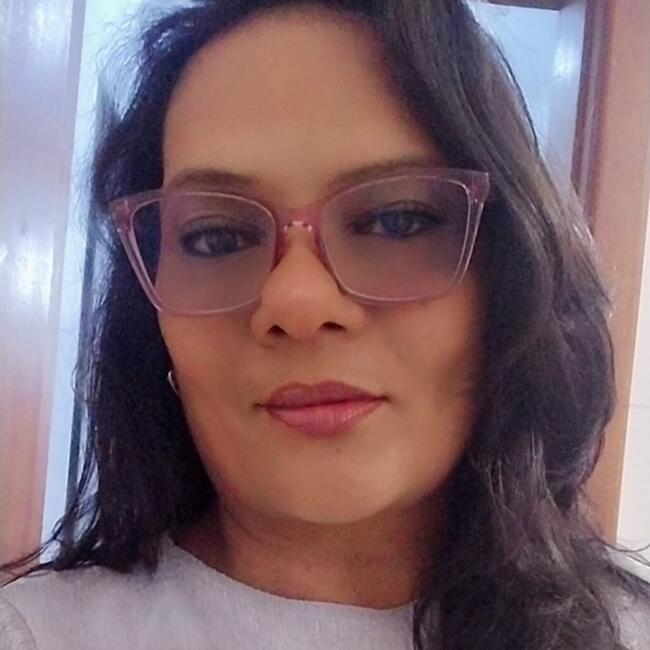 Babá em São José (São José): Roberta