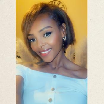 Arlon的保母: Aïsha