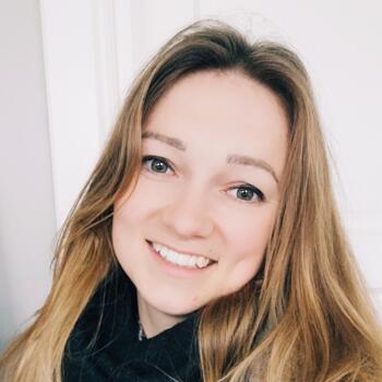 Babysitter in Breda: Amy