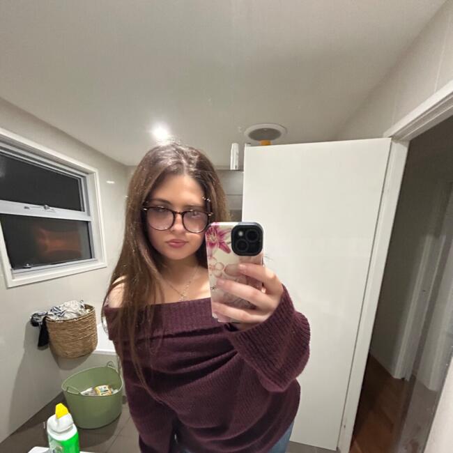 Babysitter in Central Coast: Lilly