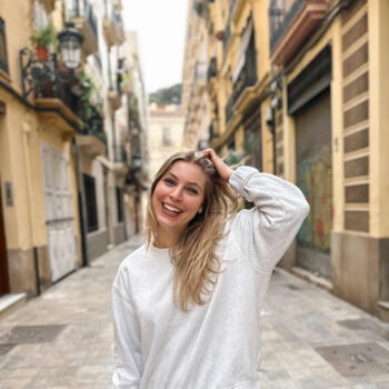 Niñera en Amberes: Eline