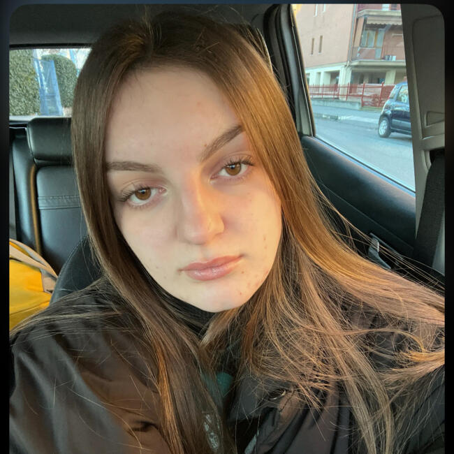 Babysitter a Torino: Elvisa