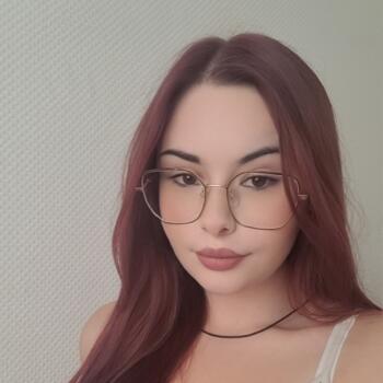 Babysitter in Le Havre: Chloe