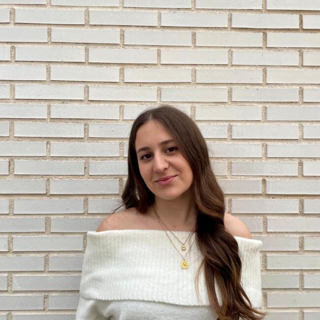 Babysitter in Sant Celoni: Sibel