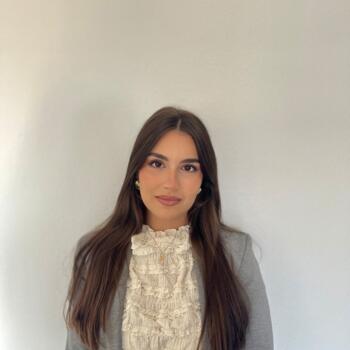 Babysitter in Seville: Aroa