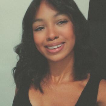 Babysitter in Aracaju: Gabrielle