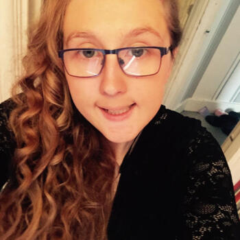 Babysitter in Worcester Park: Bekah