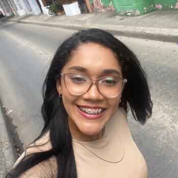 Babysitter in Cartagena: Valery