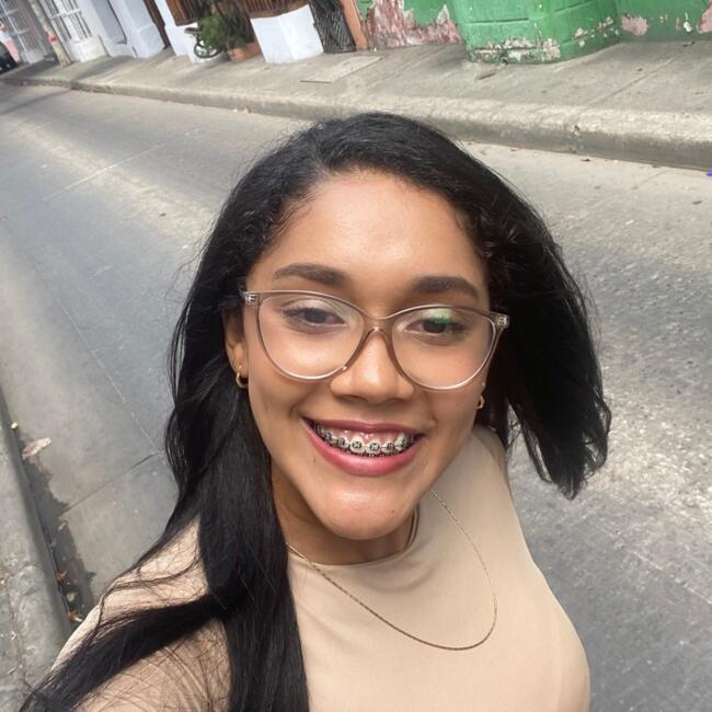 Babysitter in Cartagena: Valery