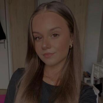 Babysitter in Cambrai: Clara