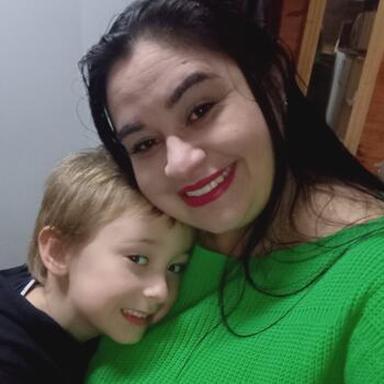 Babá em Pelotas: Daiani