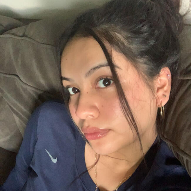 Babysitter in Minneapolis: Itzel