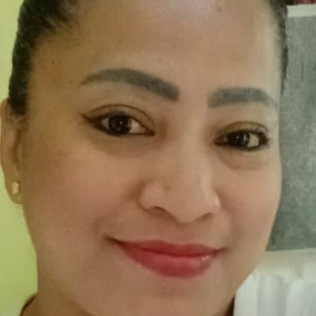 Babysitter in Dubai: Maribel