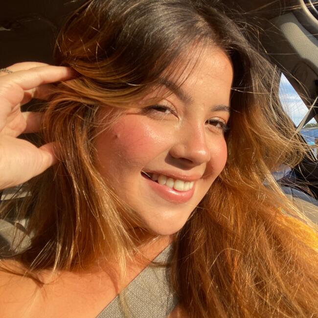 Babysitter in Maricá: Giovanna