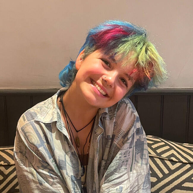 Babysitter in Colchester: Ava