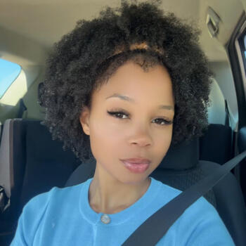 Babysitter Vila Nova de Gaia: Katia Maria