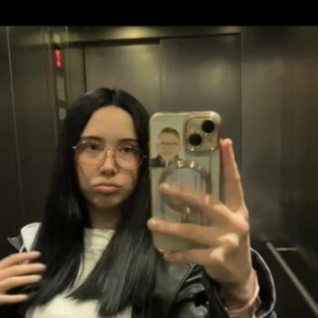 Babysitter Herne: Leonie marie