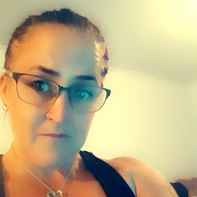 Babysitter in Hobart: Kerri