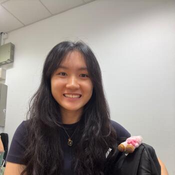 Babysitter in Singapore Island: Steph