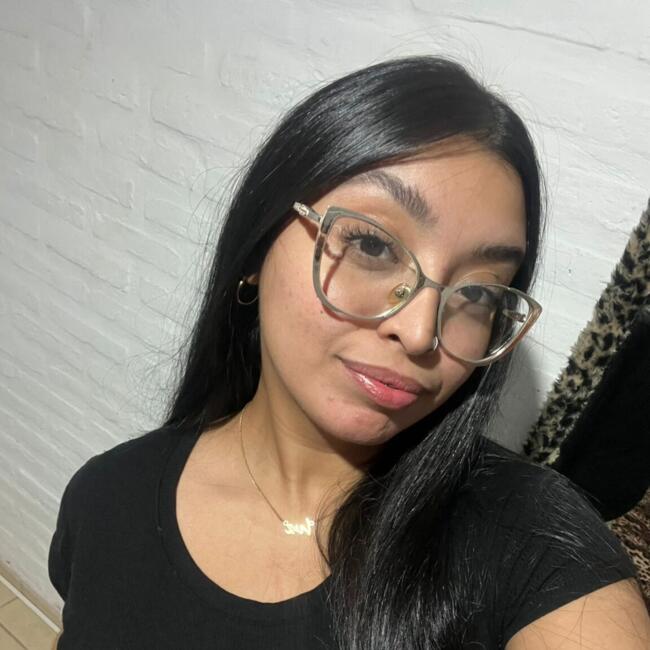 Babysitter in Rosario: Luz 
