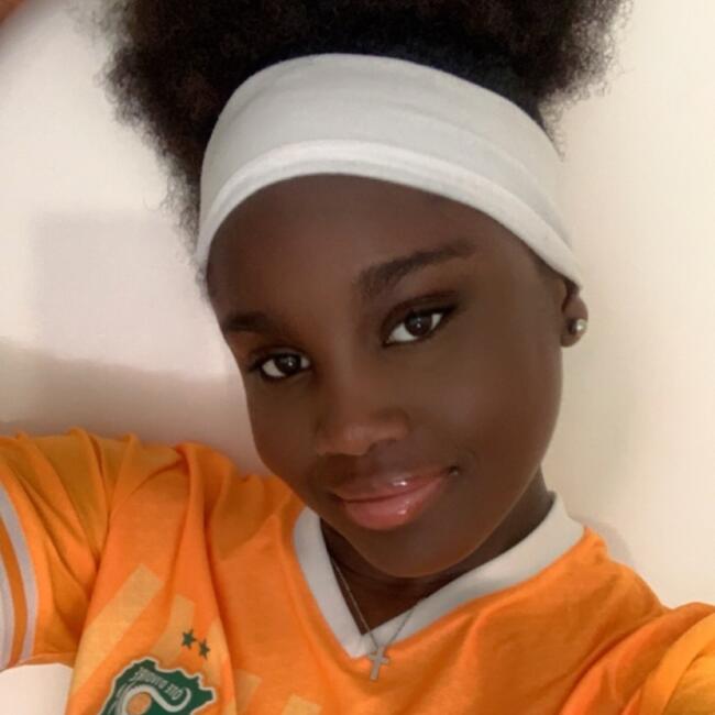 Babysitter in Palaiseau: Cheryl