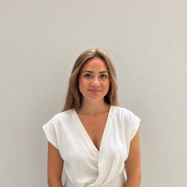 Babysitter in Milan: Amandine