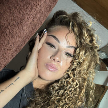 Babysitter em Belas: Diana