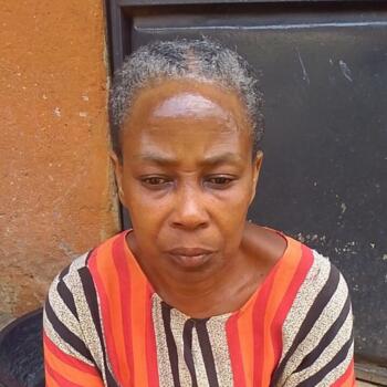 Babysitter Kampala: Lian