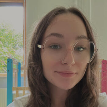 Babysitter in Saint-Junien: Tifenn