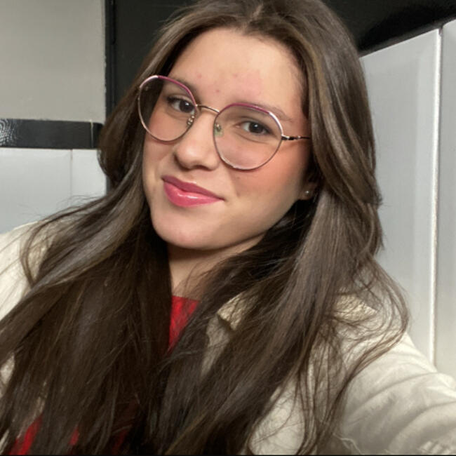 Babysitter in Jacareí: Rebeca