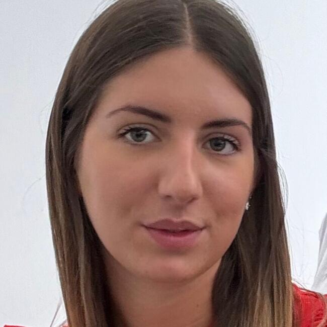 Babysitter in Massa: Angelica
