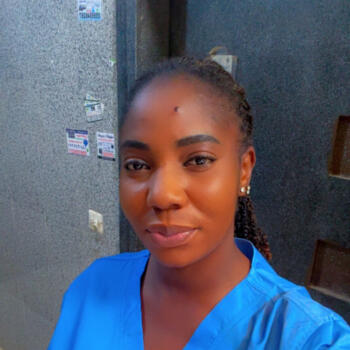 Babysitter in Riyadh: Bosede