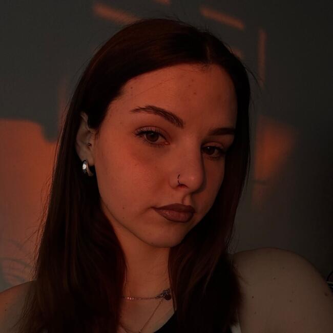 Babysitter in Saint-Gilles/Sint-Gillis: Silvia