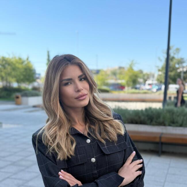 Babysitter in Belgrade: Jovana