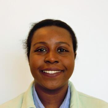 Babysitter in Clichy: Chaima