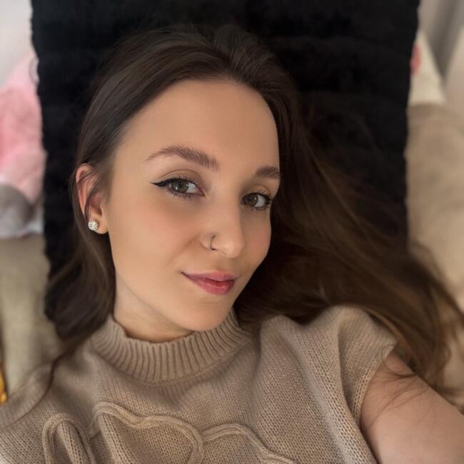 Babysitter in Budapest: Fanni