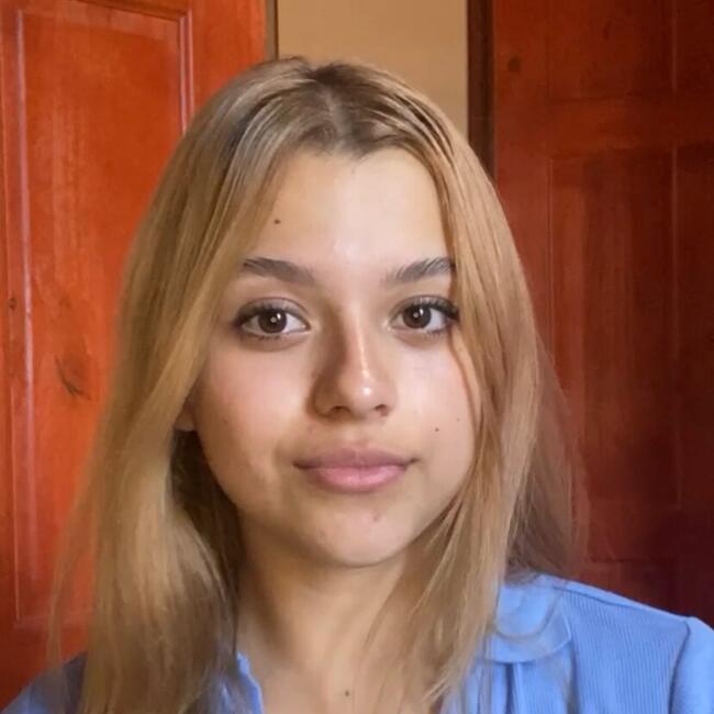 Babysitter in Tres Ríos: Verónica