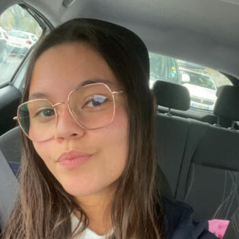 Babysitter in Tinténiac: Typhaine