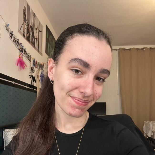 Babysitter in Nanterre: Tatiana