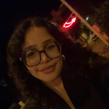 Babysitter in Aix-en-Provence: Dina