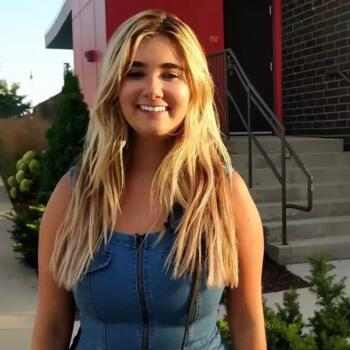 Babysitter in Madison: Olivia