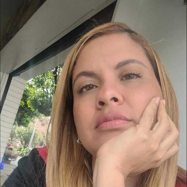 Niñera en Bello: Sara esther