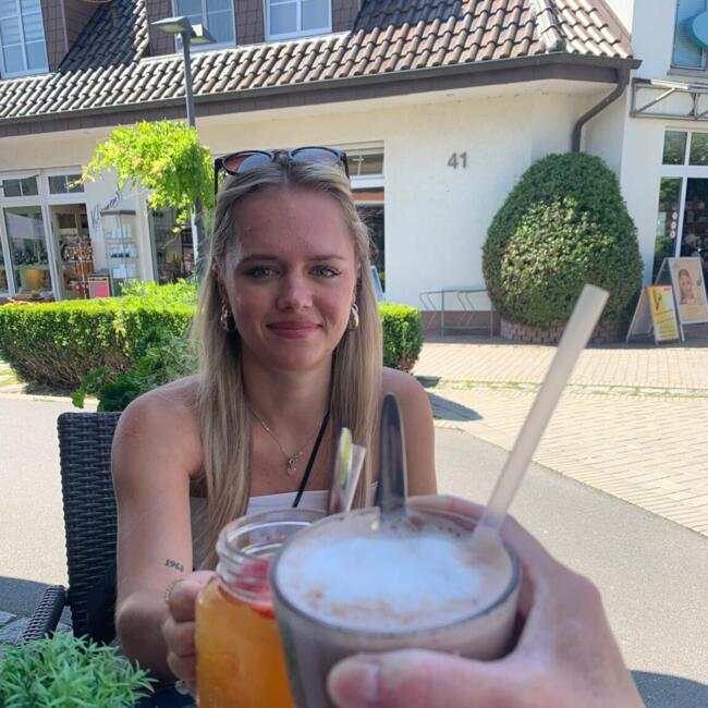 Babysitter in Leipzig: Emily