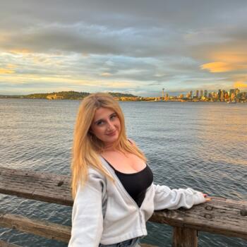 Babysitter in Seattle: Madeline