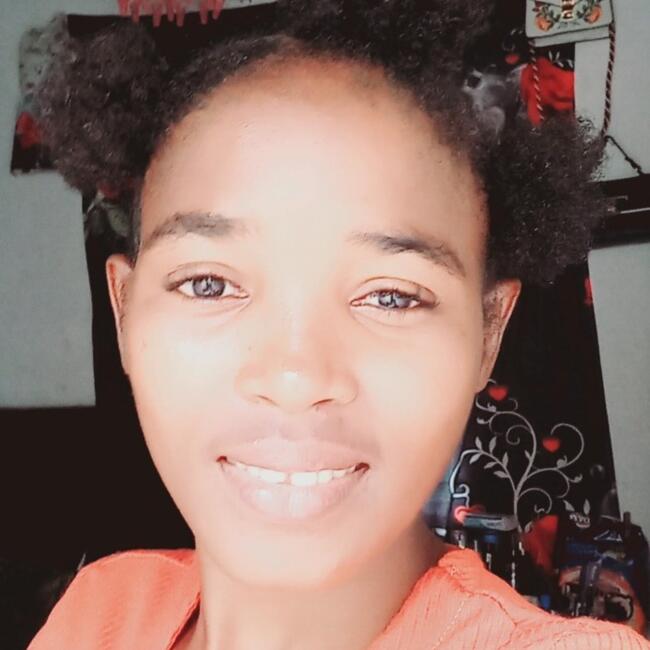 Nanny in Berea: Phydess