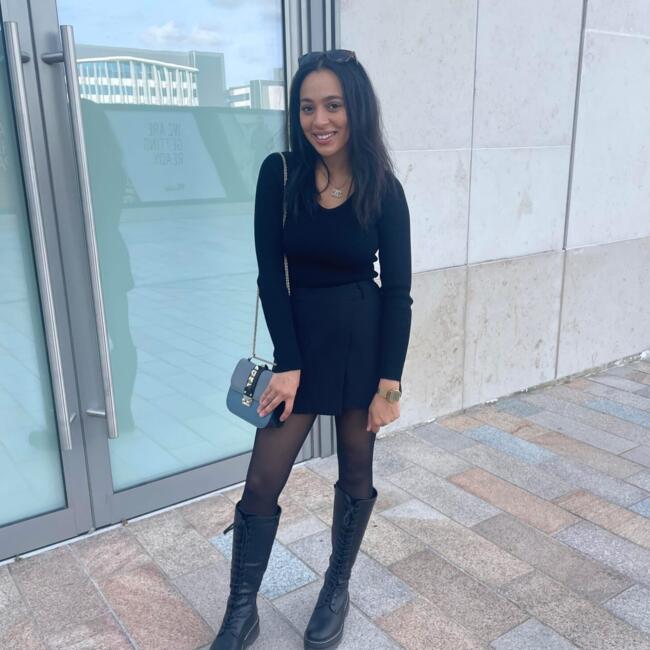 Babysitter di London: Chanelle