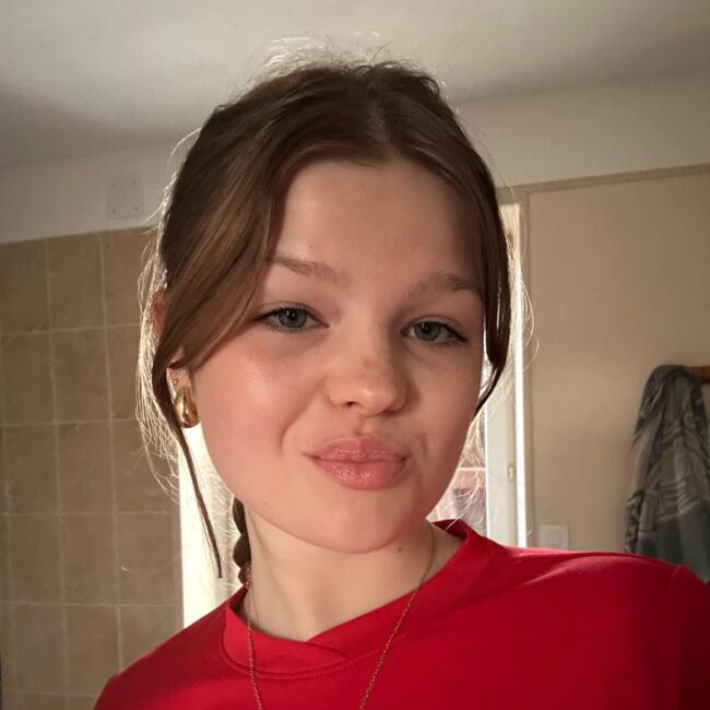 Babysitter in Poitiers: Loane