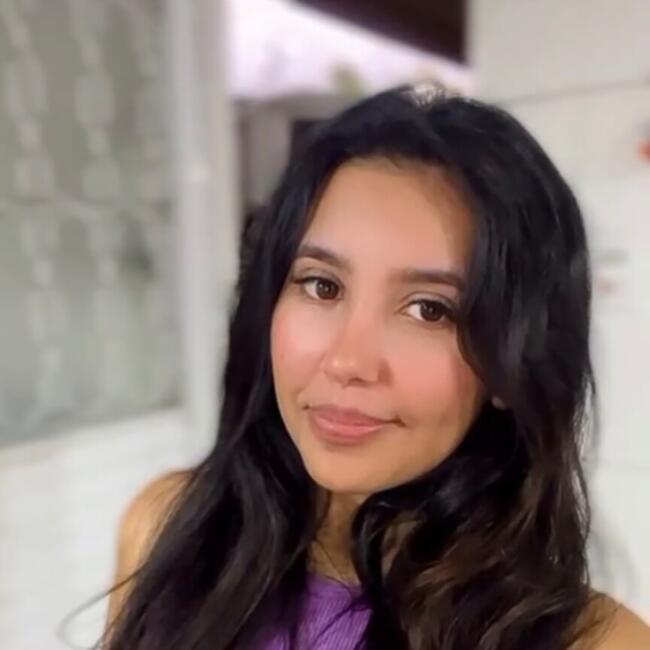 Babysitter in Porto Alegre: Vanessa