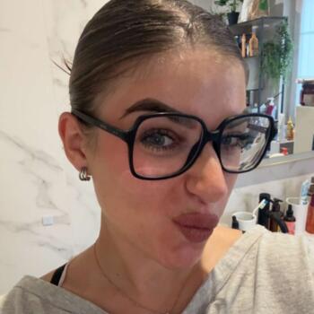 Babysitter in Nieuil: Marie