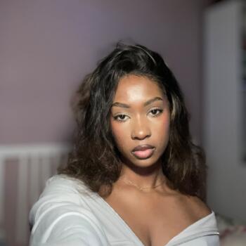 Babysitter in Basel: Jessica